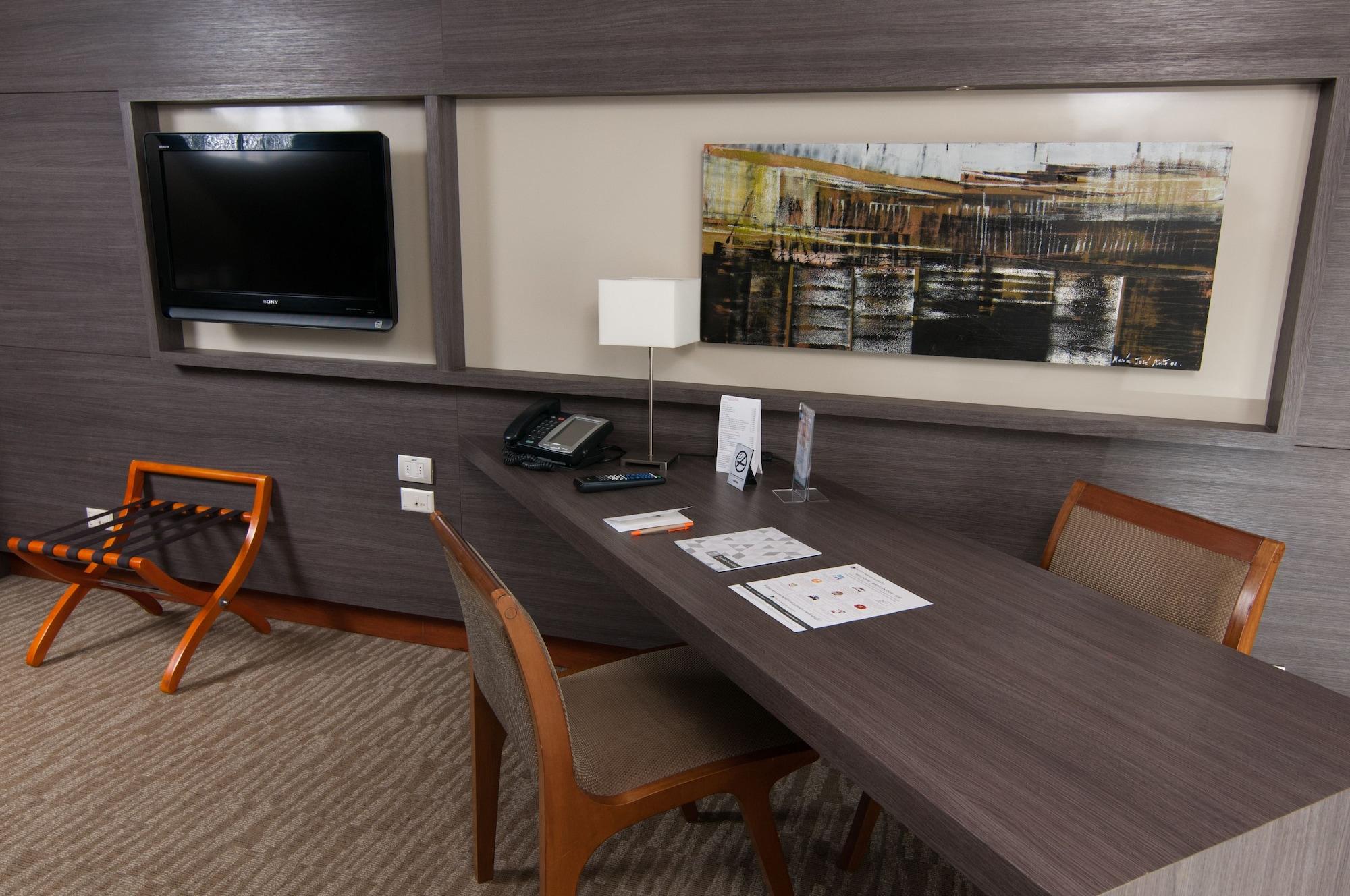 Enjoy Antofagasta Hotel Exterior photo